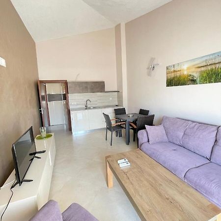 Apartments Harris ウルツィニ エクステリア 写真
