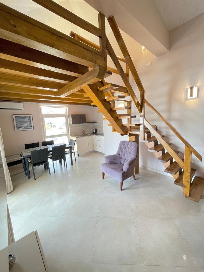 Apartments Harris ウルツィニ エクステリア 写真