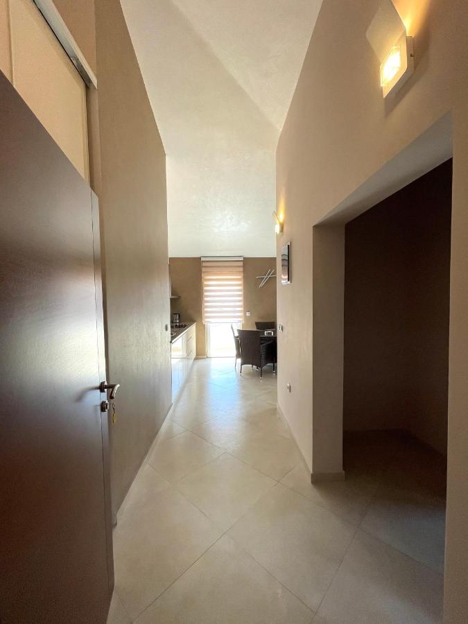 Apartments Harris ウルツィニ エクステリア 写真