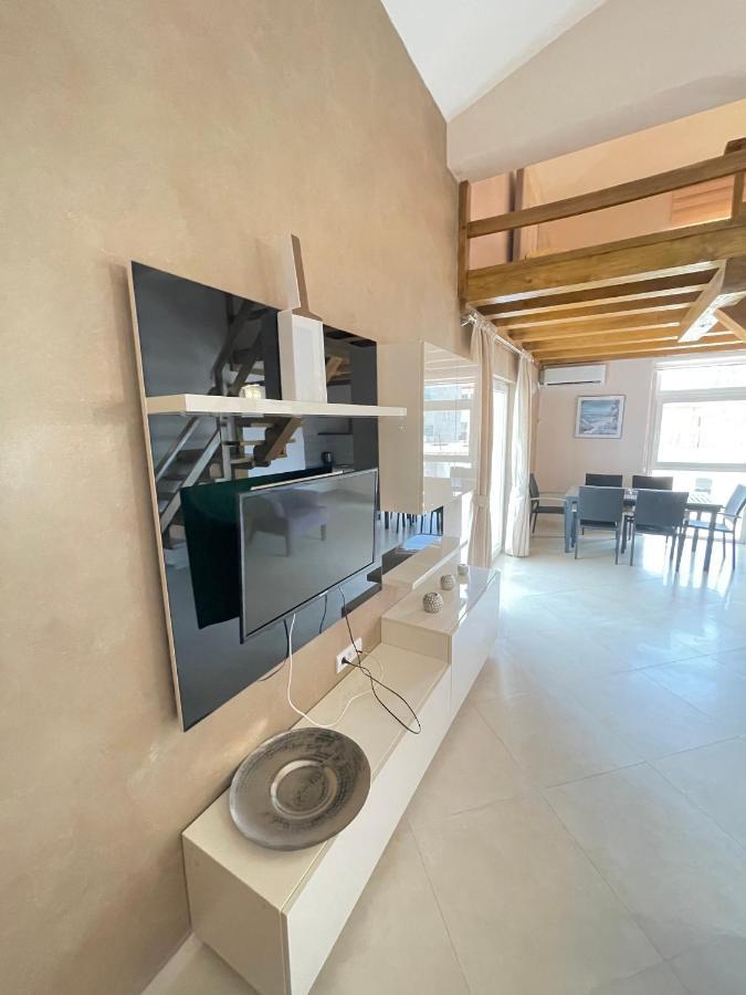 Apartments Harris ウルツィニ エクステリア 写真