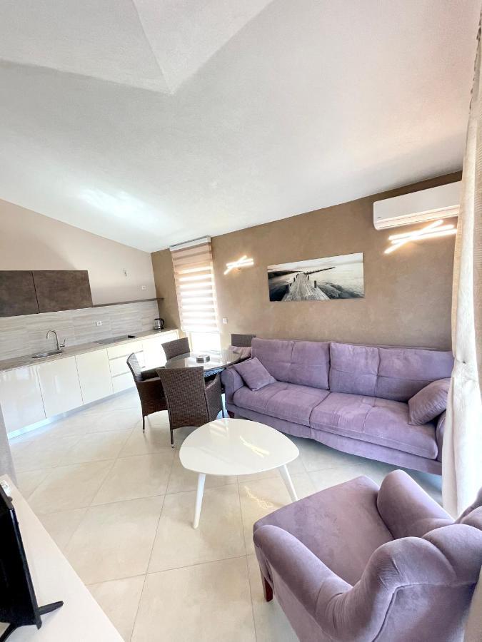 Apartments Harris ウルツィニ エクステリア 写真